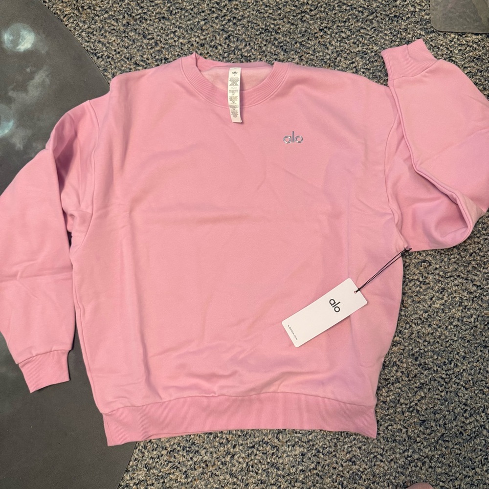 NWT ALO YOGA Accolade Crewneck Pullover Candy Heart Pink - Picture 3 of 6